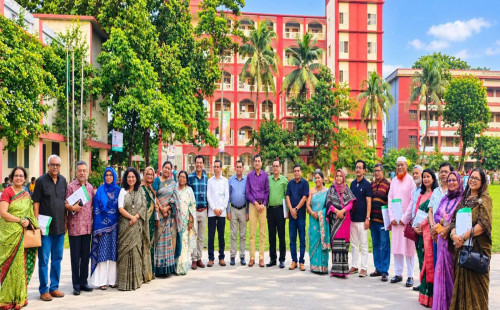 সৌহার্দ, স্মৃতিচারণ ও আনন্দঘন মুহূর্ত ছিল ধামরাই  সরকারি কলেজ